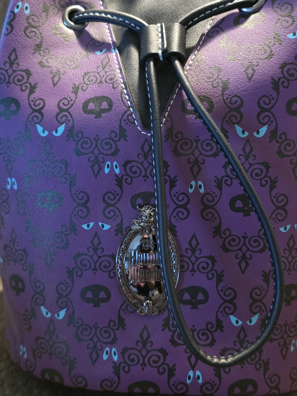 *NWT* Loungefly Disney Haunted Mansion Bucket Bag with Blue Chain, Glow In Dark - Picture 2 of 7